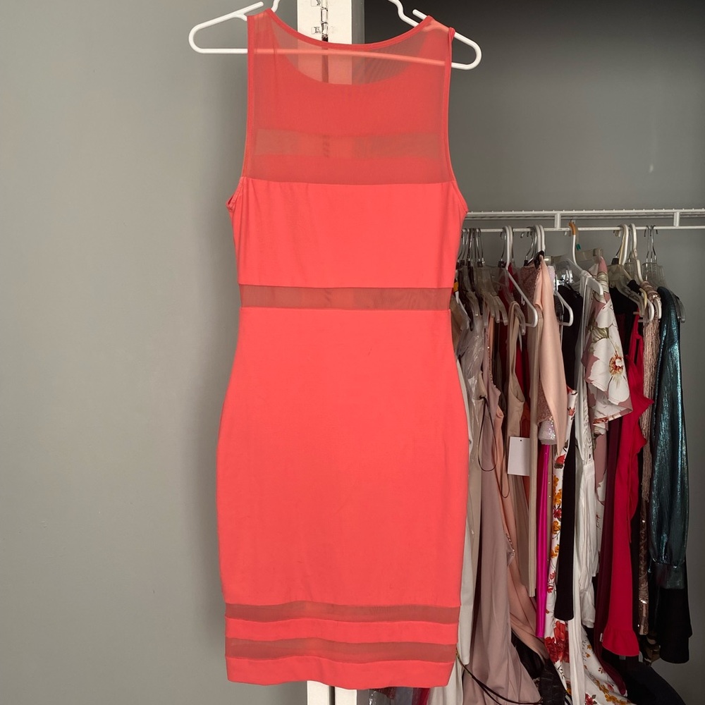 Bebe coral dress - Picture 2 of 2